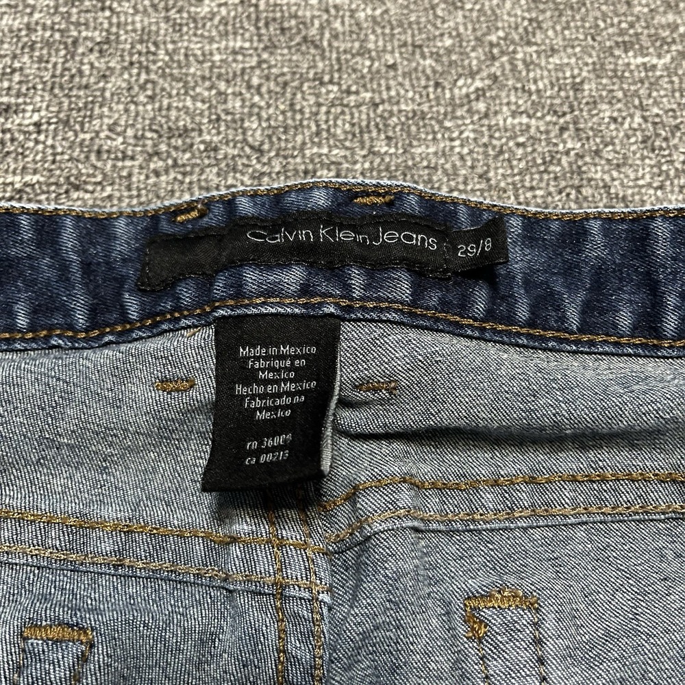 Y2K Calvin Klein Jeans Bermuda Shorts Blue Size 29/8 Cuffed Hem - Picture 3 of 8